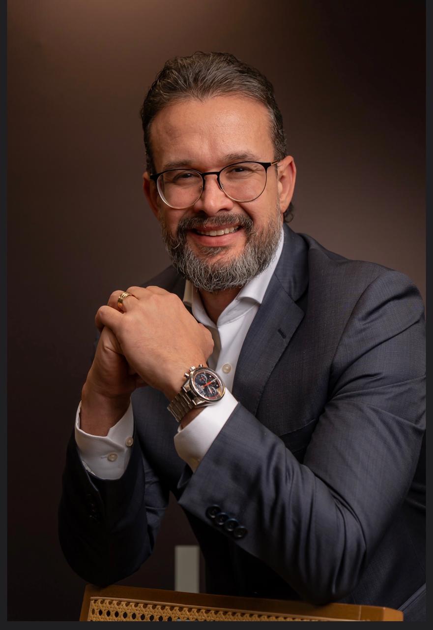 Renato Teodoro — Mentor Financeiro e de Vida